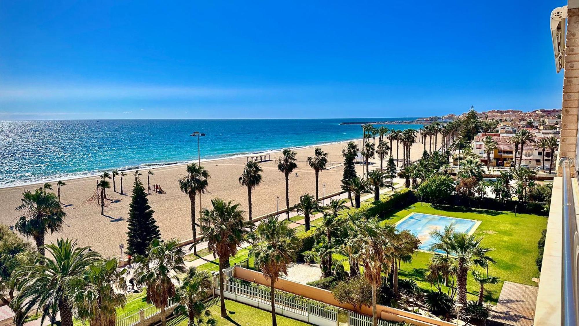 Vista Del Mar Residencial Leilighet Roquetas de Mar Eksteriør bilde